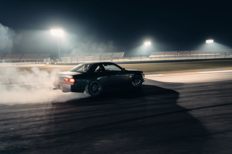 Featured image for Mastering Drift Tracks: Simulator Tips for Ultimate Control showing sim racing content