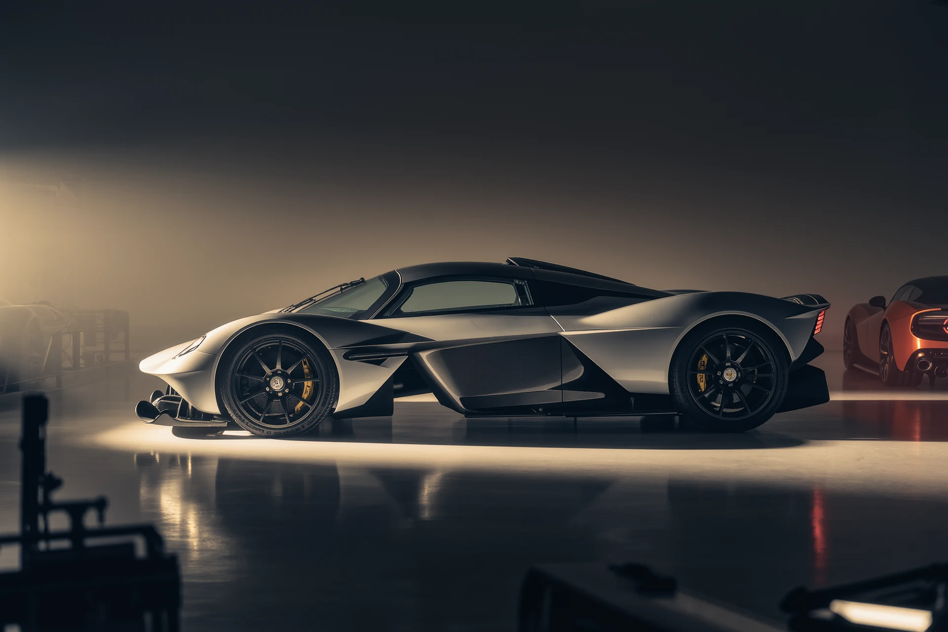 Featured image for Unleashing Hypercar Performance: The Ultimate Driving Experience showing sim racing content